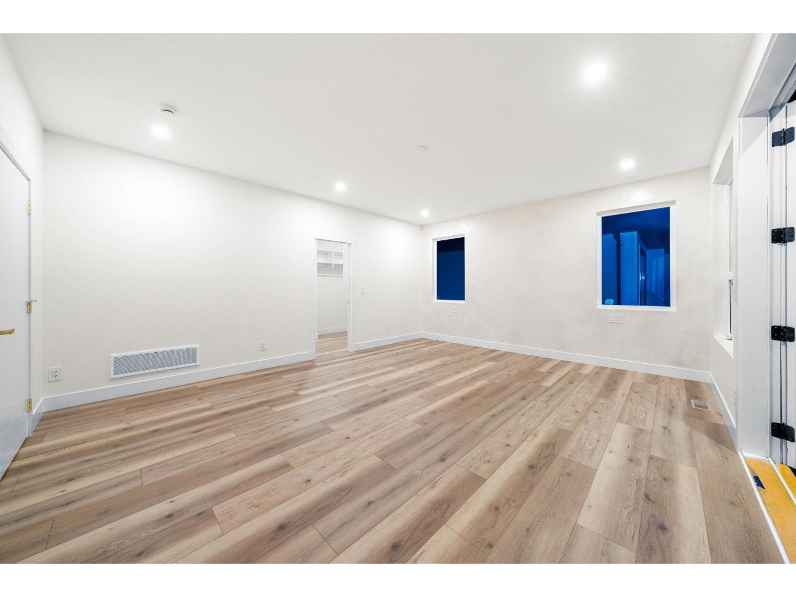 2711 202 Street, Langley, British Columbia  V2Z 0B6 - Photo 23 - R3081639