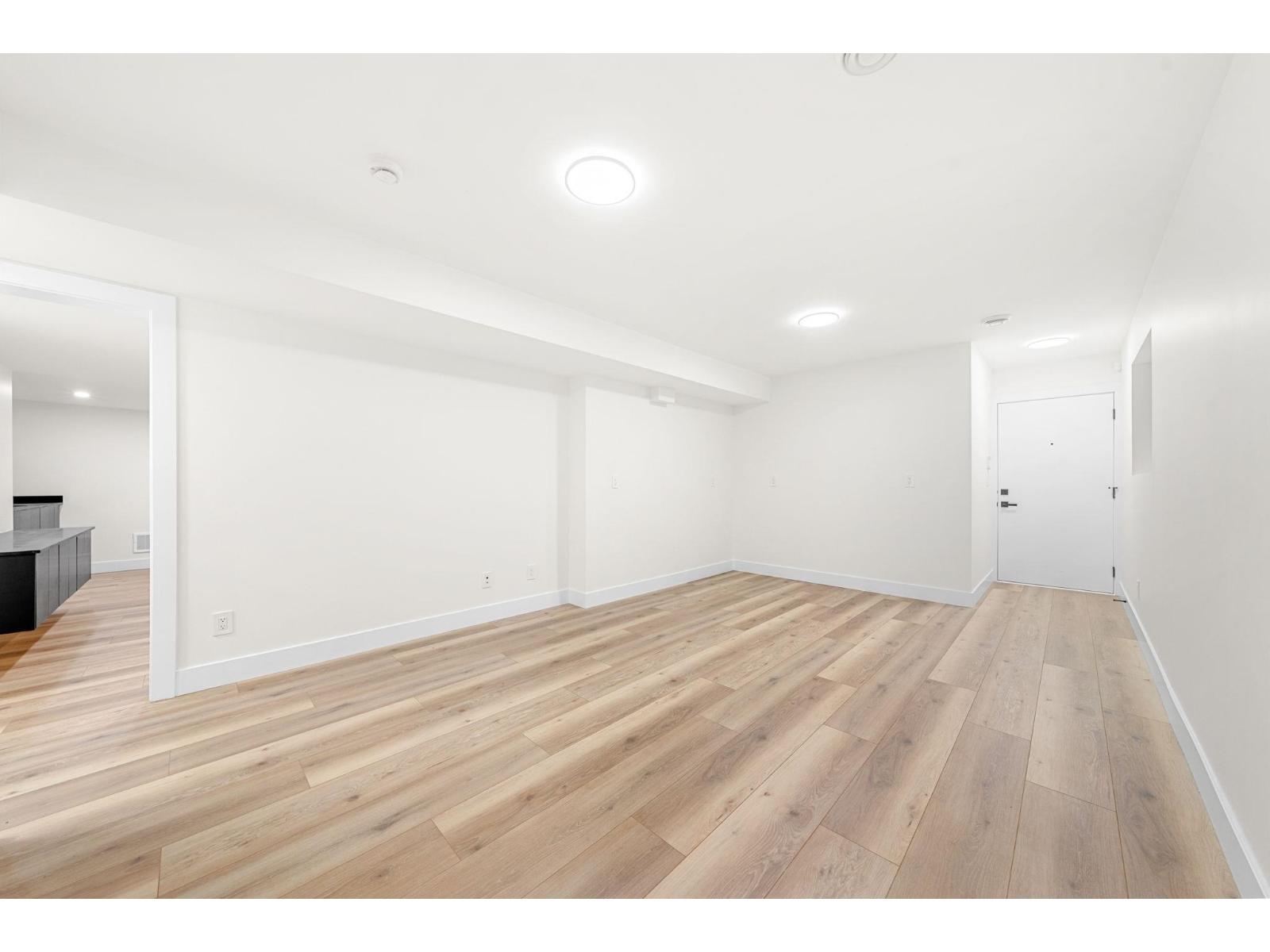 2711 202 Street, Langley, British Columbia  V2Z 0B6 - Photo 33 - R3081639