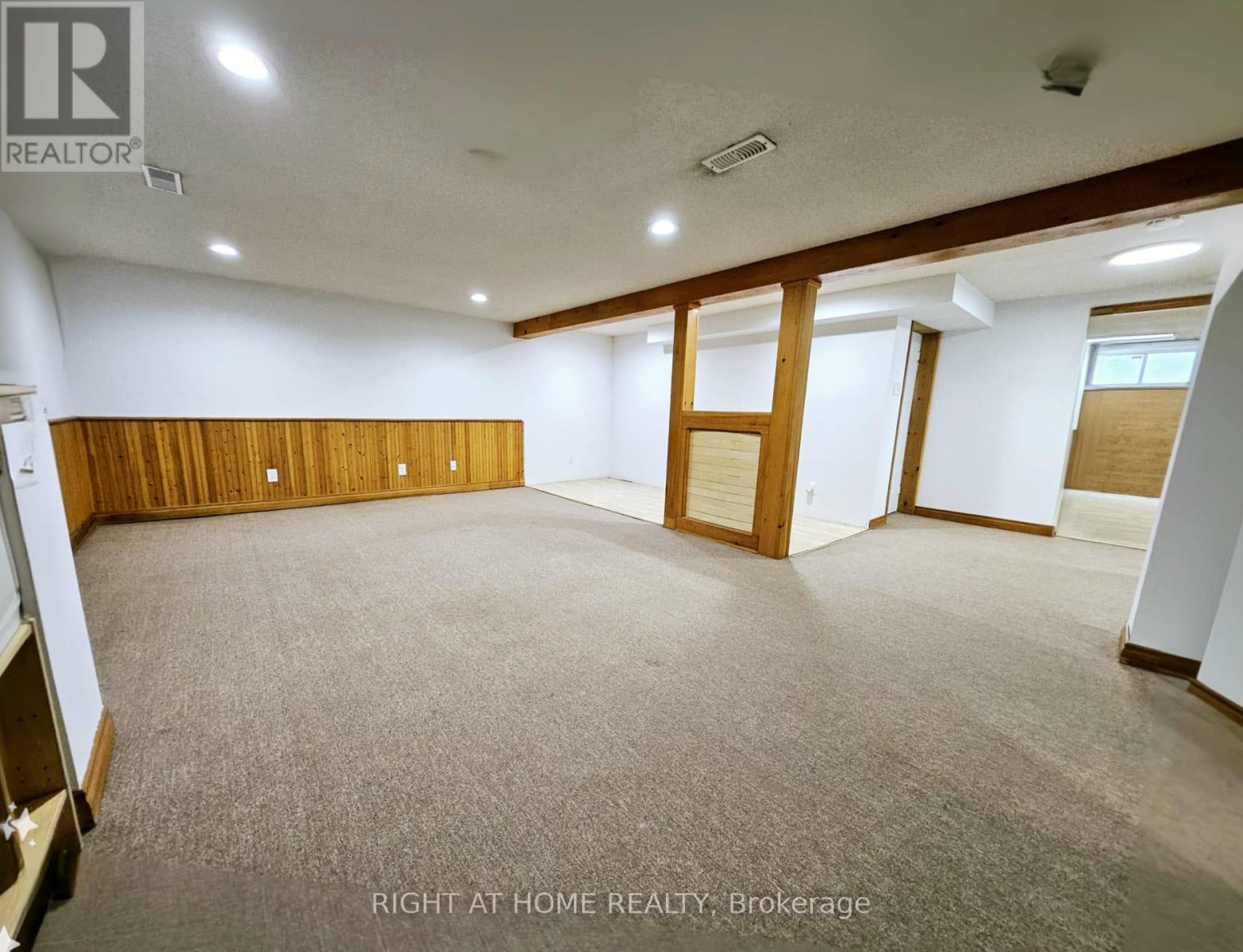 96 Rockport Crescent, Richmond Hill, Ontario  L4C 2L8 - Photo 13 - N12715410