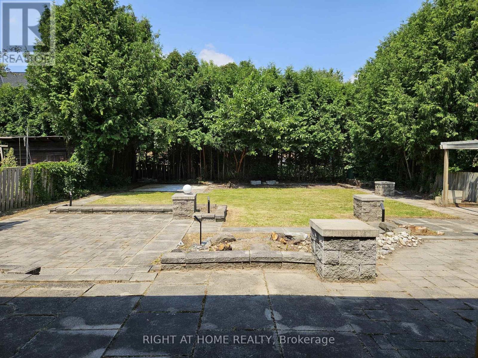 96 Rockport Crescent, Richmond Hill, Ontario  L4C 2L8 - Photo 18 - N12715410