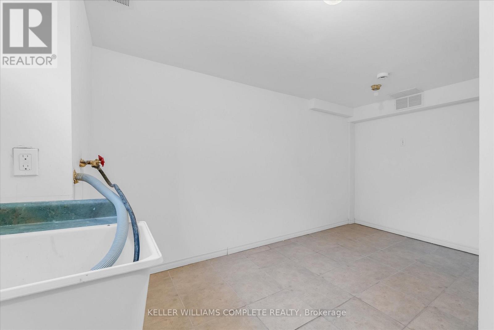 47 Battlefield Drive, Hamilton, Ontario  L8G 1V1 - Photo 23 - X12694858