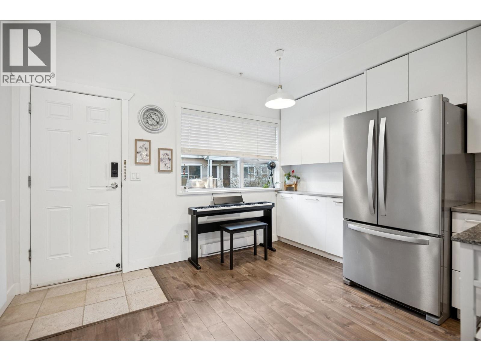 37 730 Farrow Street, Coquitlam, British Columbia  V3J 7Y7 - Photo 19 - R3081228