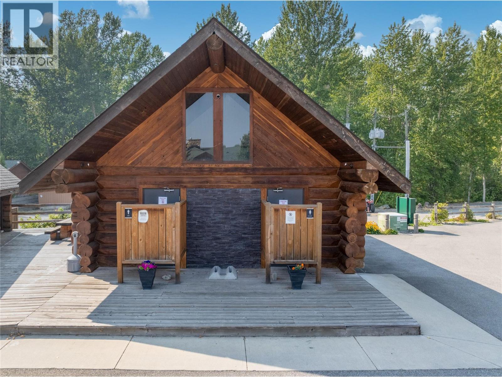 Marina Way Unit# 11, Lee Creek, British Columbia  V0E 1M4 - Photo 9 - 10373127