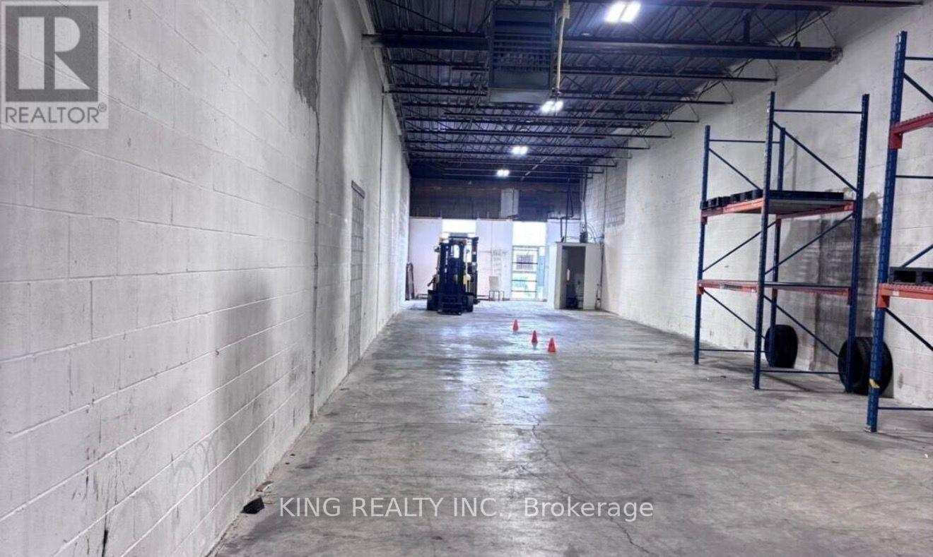 7 - 67 Westmore Drive, Toronto, Ontario  M9V 3Y6 - Photo 2 - W12715426