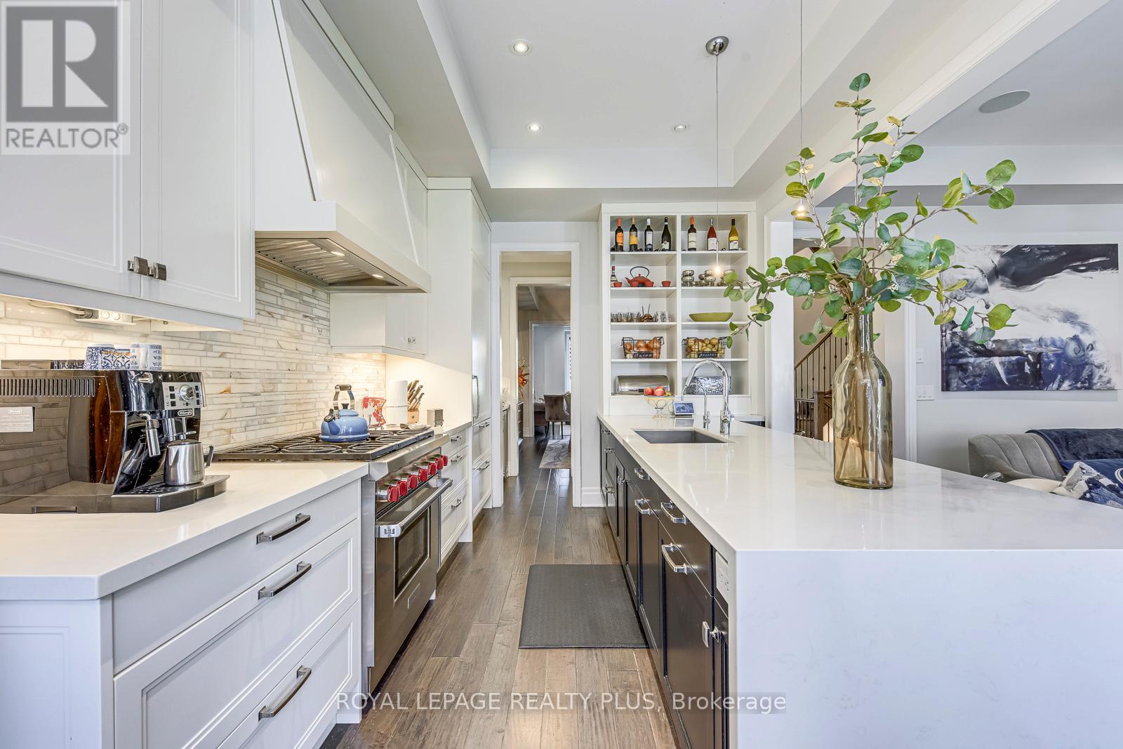 221 Hanover Street, Oakville, Ontario  L6K 0G9 - Photo 14 - W12715434