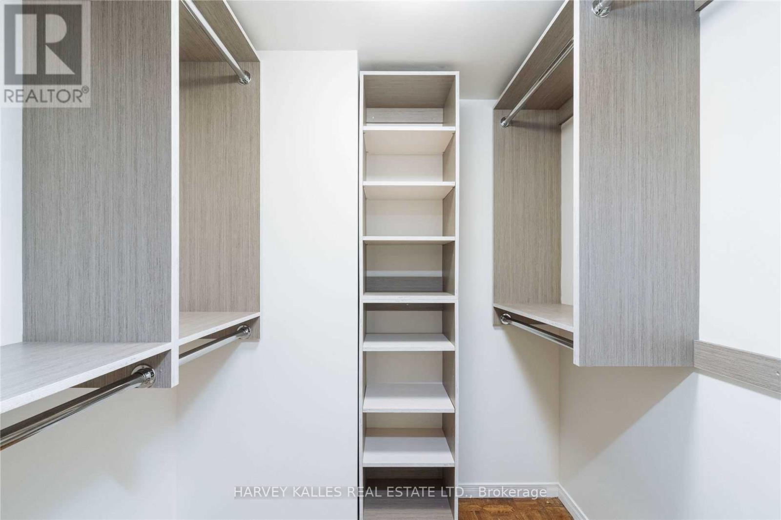 22 Lower Village Gate, Toronto, Ontario  M5P 3L7 - Photo 19 - C12714956