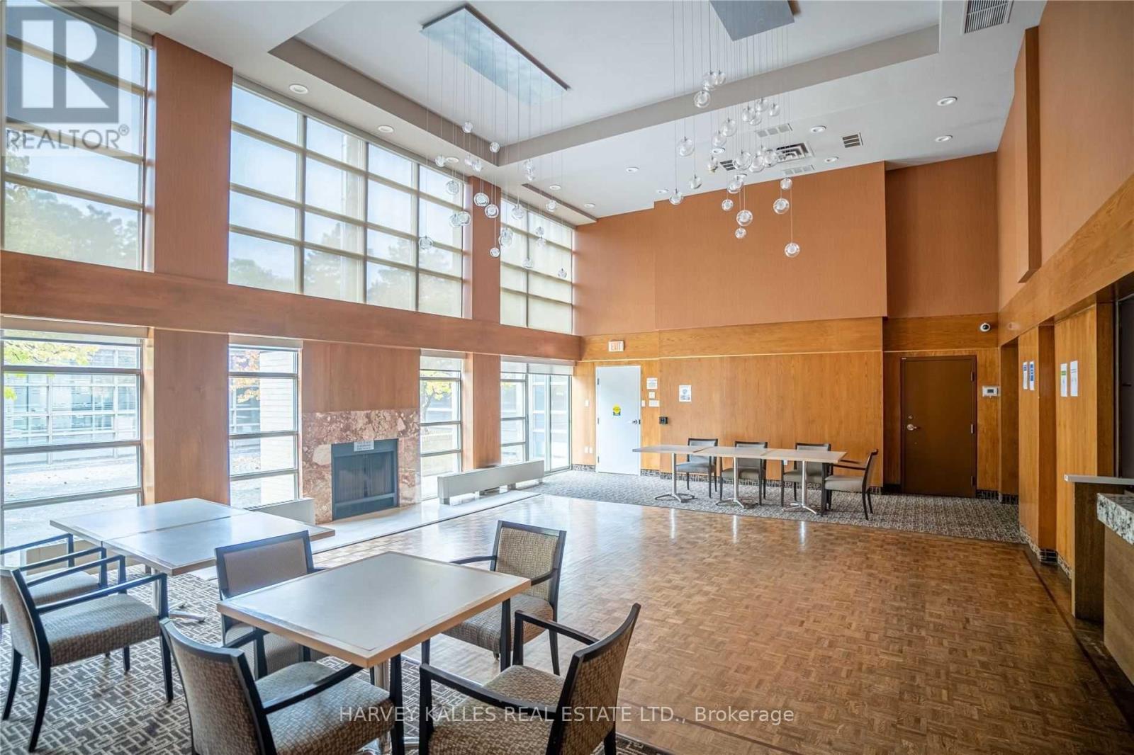 22 Lower Village Gate, Toronto, Ontario  M5P 3L7 - Photo 30 - C12714956