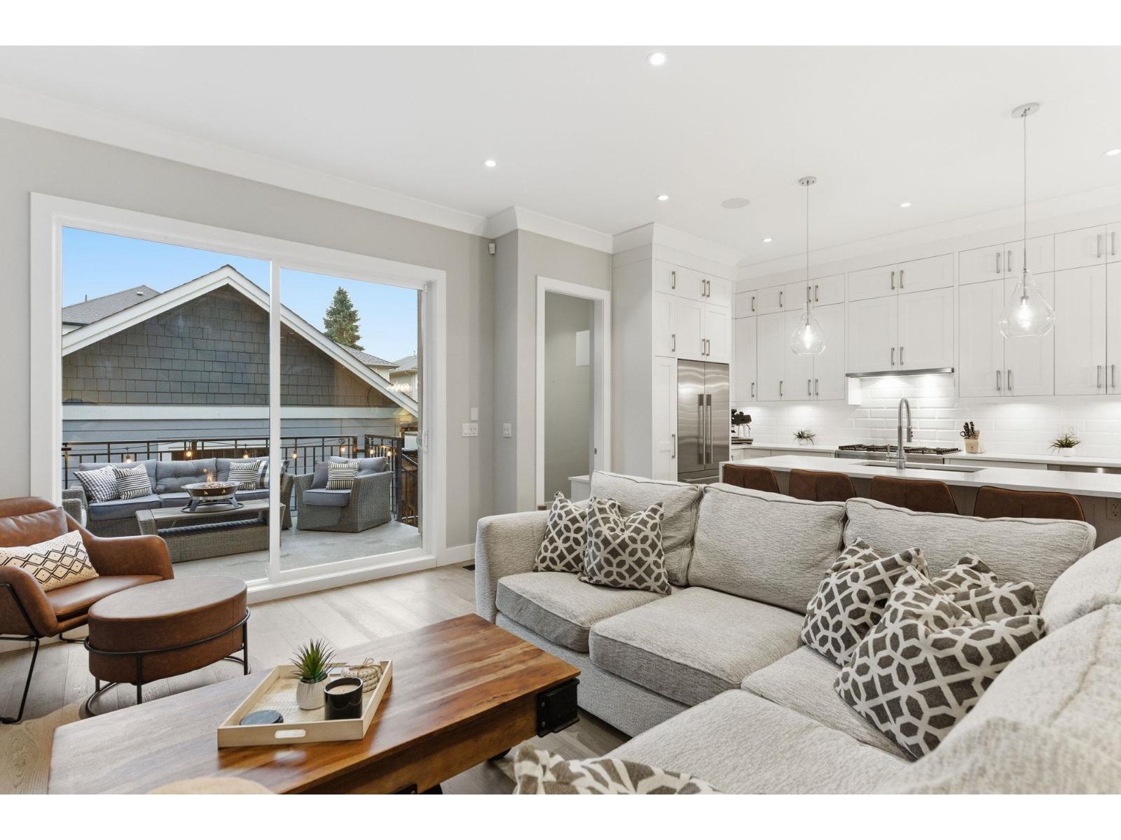 15786 23b Avenue, Surrey, British Columbia  V4A 9Y4 - Photo 8 - R3080493