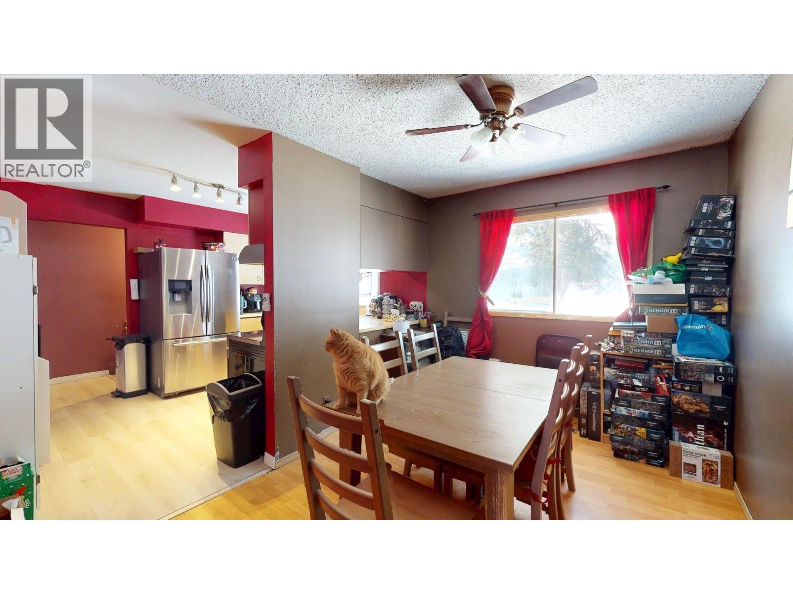 1315 Alpine Drive, Elkford, British Columbia  V0B 1H0 - Photo 7 - 10373048