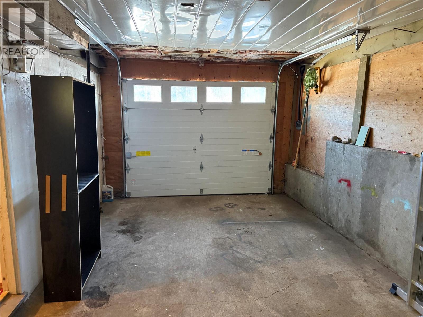 1315 Alpine Drive, Elkford, British Columbia  V0B 1H0 - Photo 32 - 10373048