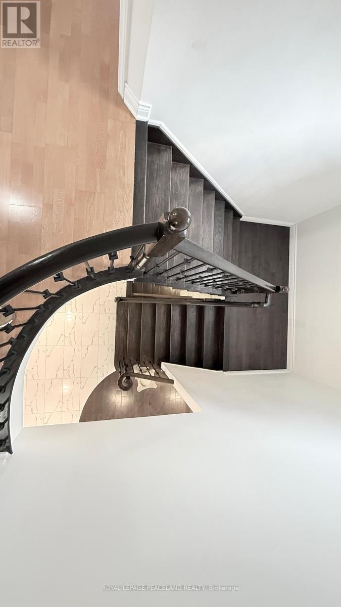 110 Annina Crescent, Markham, Ontario  L3R 4S5 - Photo 12 - N12712672