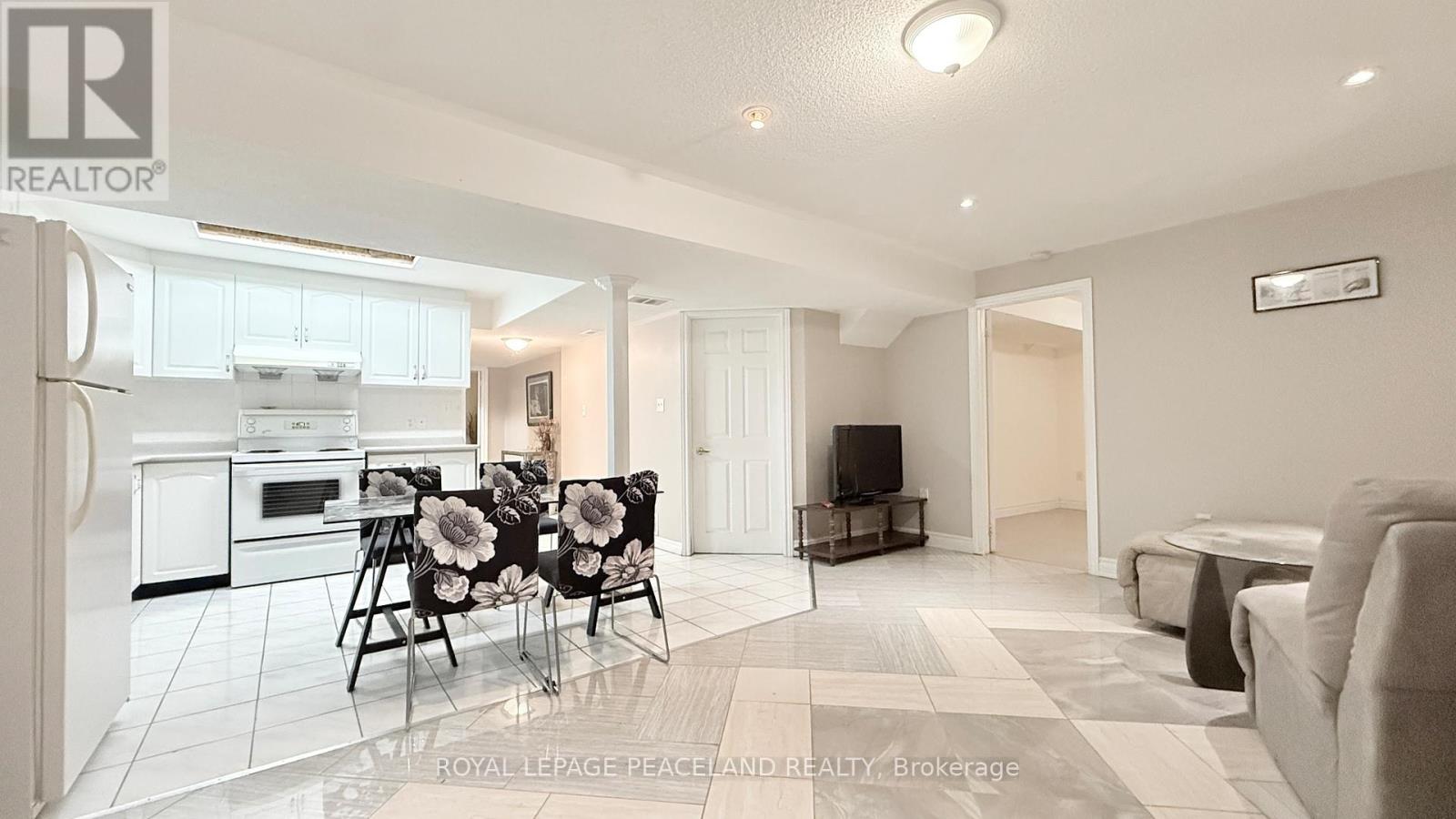 110 Annina Crescent, Markham, Ontario  L3R 4S5 - Photo 25 - N12712672