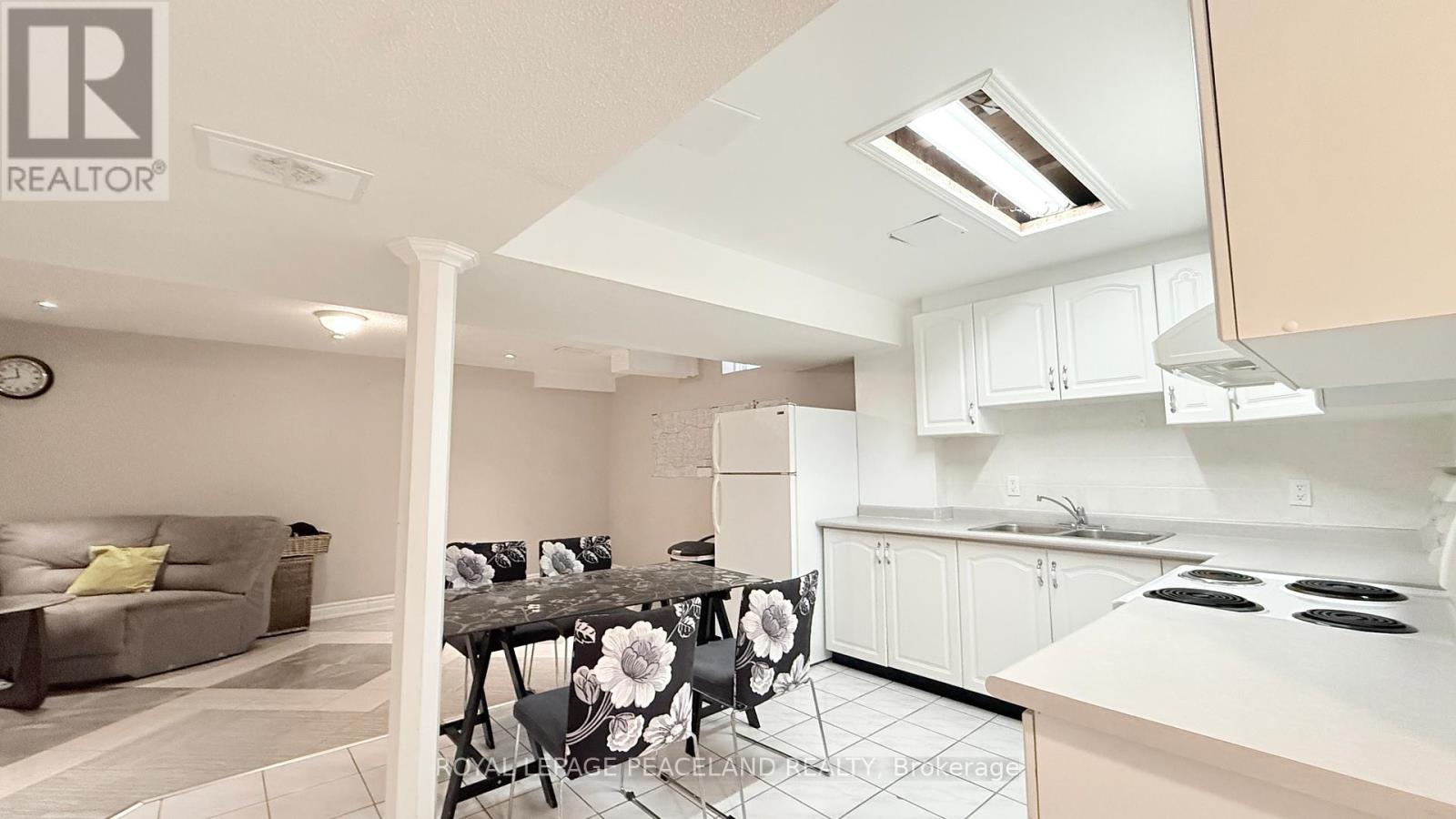 110 Annina Crescent, Markham, Ontario  L3R 4S5 - Photo 28 - N12712672