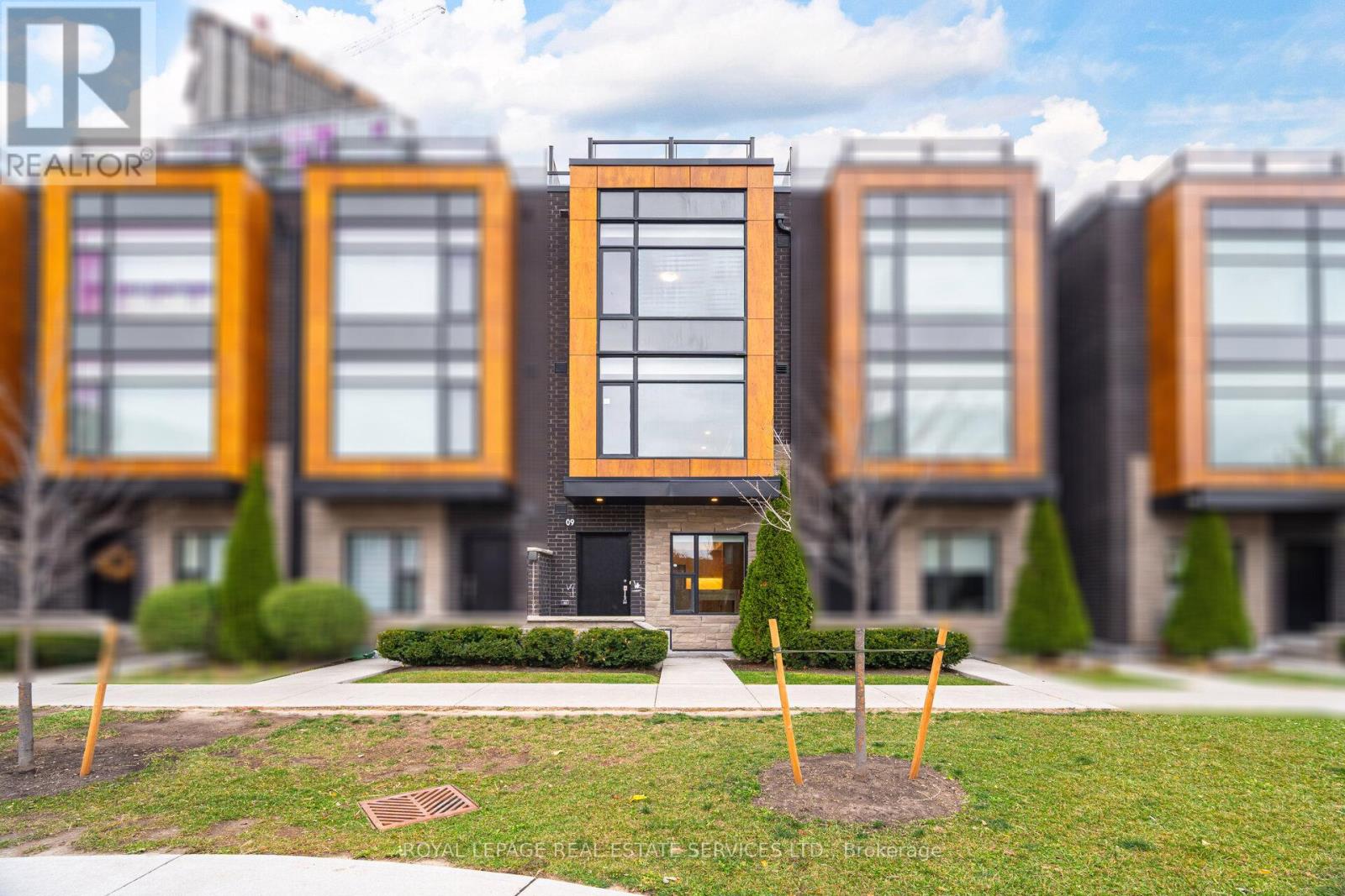 Th 9 - 200 Malta Avenue, Brampton, Ontario  L6Y 6H8 - Photo 2 - W12650440