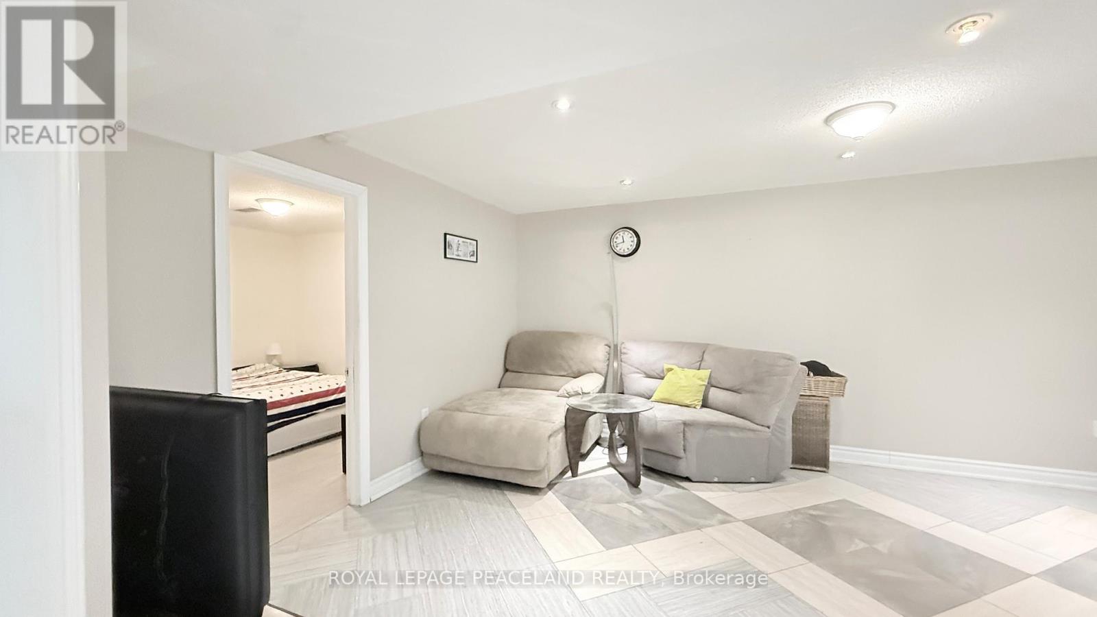 110 Annina Crescent, Markham, Ontario  L3R 4S5 - Photo 33 - N12712672