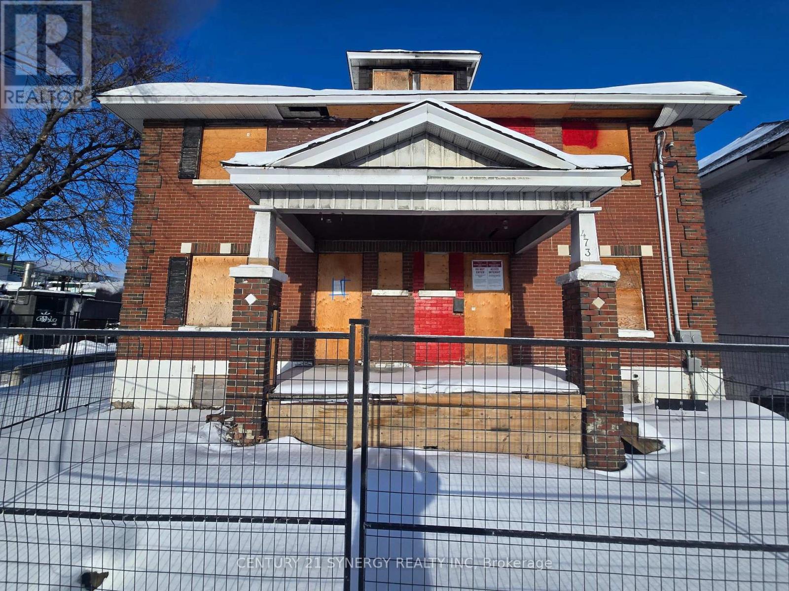 475 Catherine Street, Ottawa, Ontario  K1R 5T7 - Photo 2 - X12715448