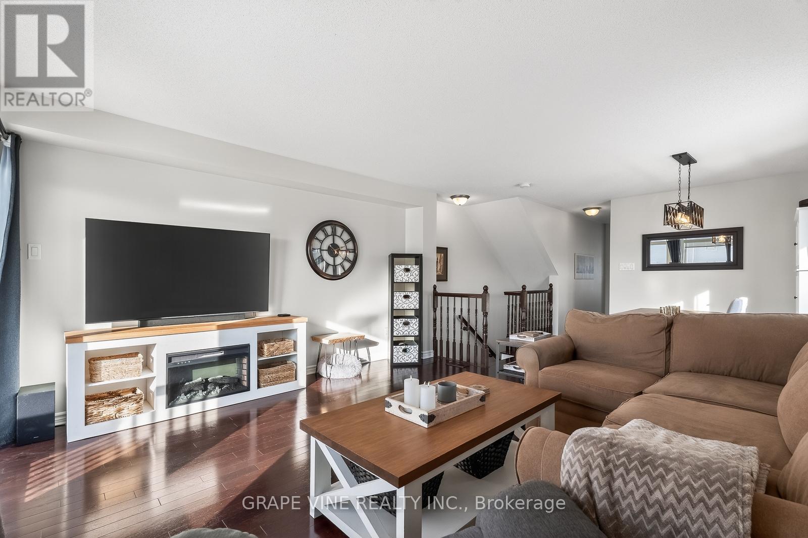 755 Lakeridge Drive, Ottawa, Ontario  K4A 0N5 - Photo 19 - X12715472