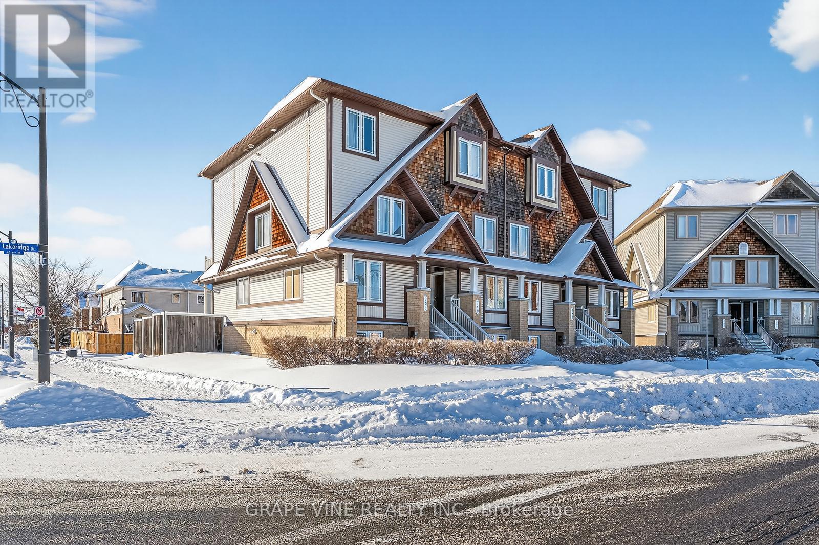 755 Lakeridge Drive, Ottawa, Ontario  K4A 0N5 - Photo 2 - X12715472