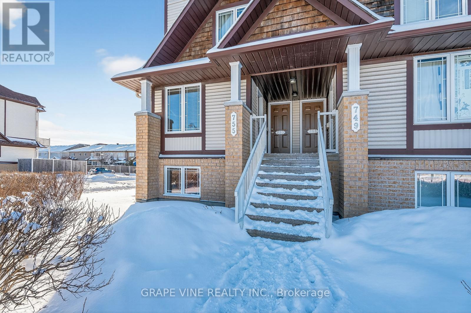 755 Lakeridge Drive, Ottawa, Ontario  K4A 0N5 - Photo 3 - X12715472