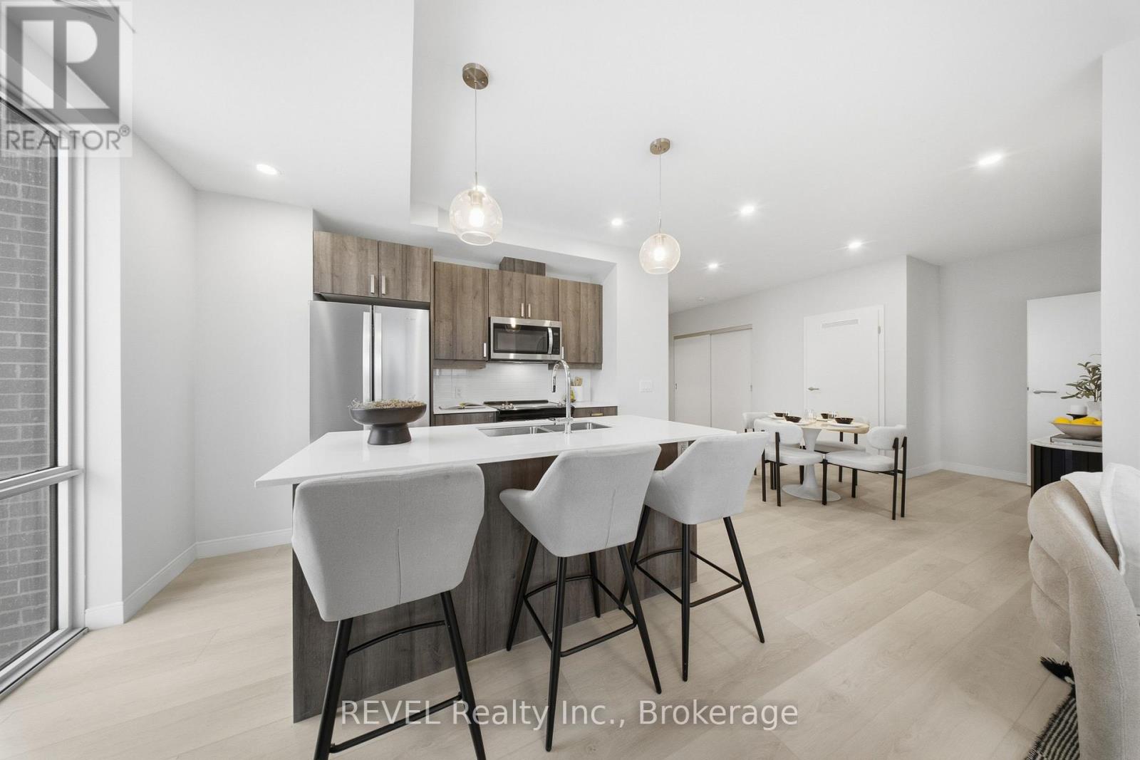 605 - 118 West Street, Port Colborne, Ontario  L3K 4C9 - Photo 13 - X12715464