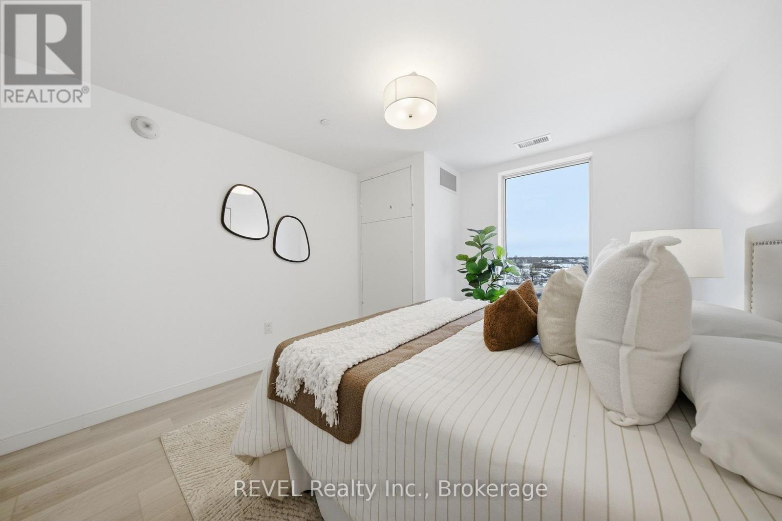 605 - 118 West Street, Port Colborne, Ontario  L3K 4C9 - Photo 24 - X12715464