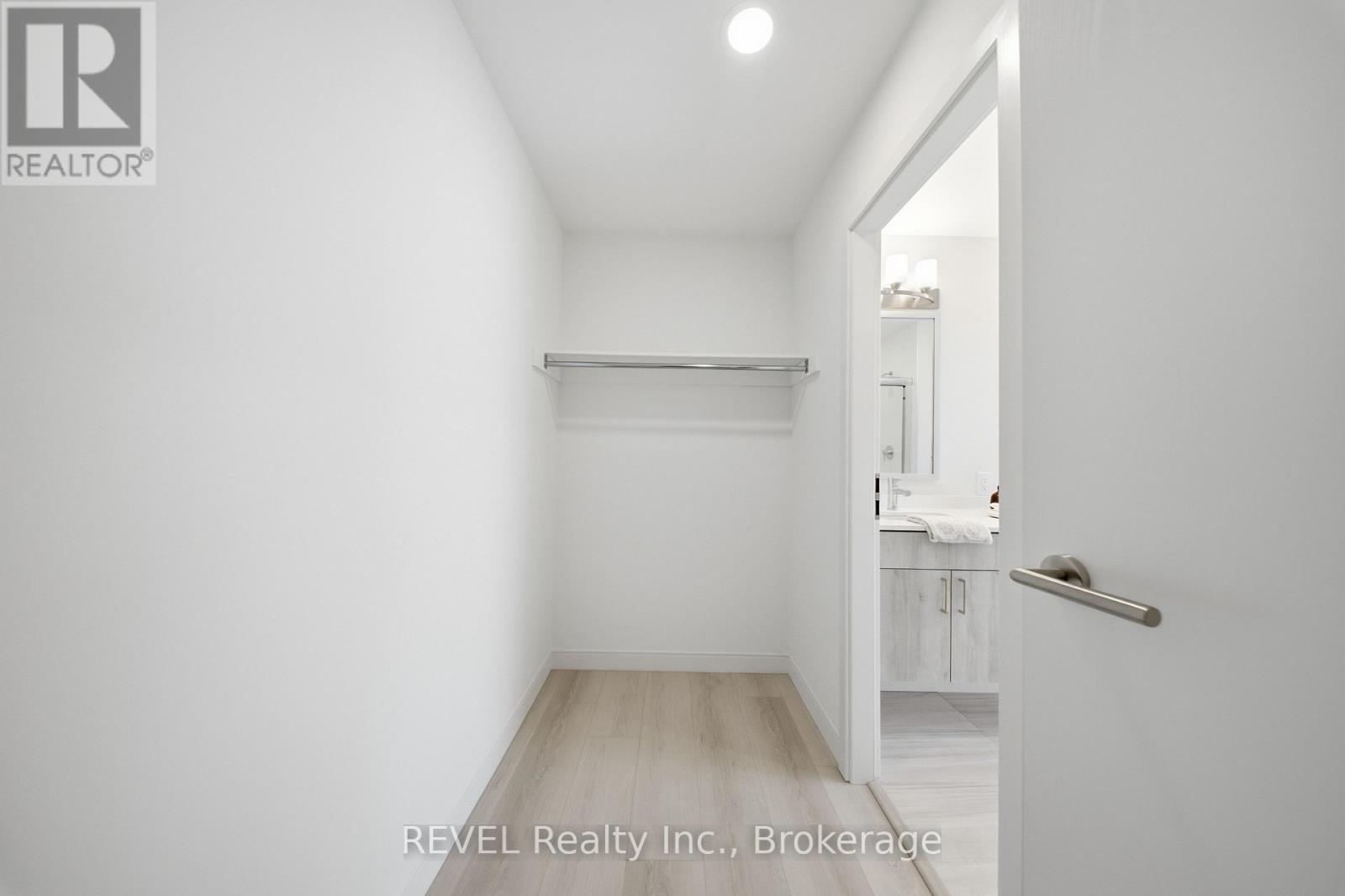 605 - 118 West Street, Port Colborne, Ontario  L3K 4C9 - Photo 30 - X12715464