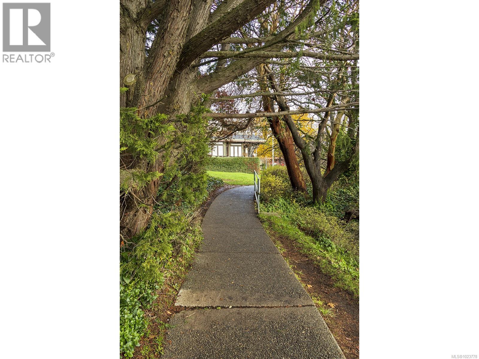 332 Catherine St, Victoria, British Columbia  V9A 3S8 - Photo 45 - 1023778