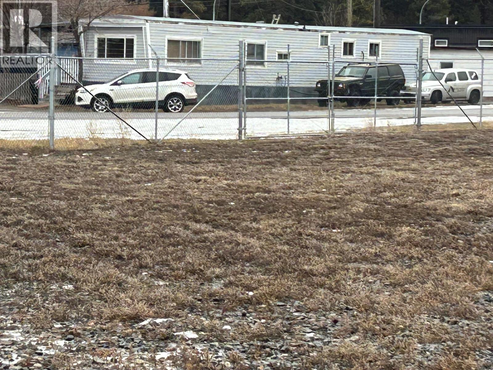 2269 30th Avenue N Avenue N, Cranbrook, British Columbia  V1C 7B1 - Photo 5 - 10372635