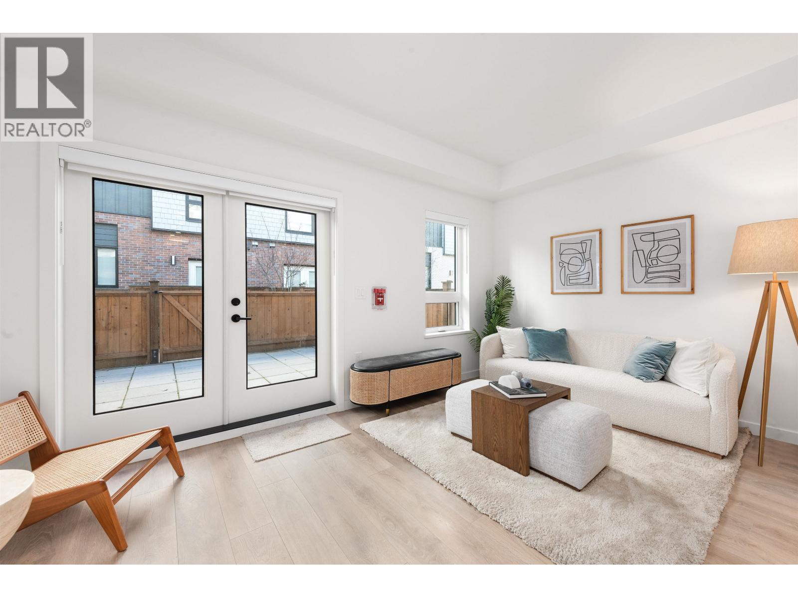 135 535 E 2nd Street, North Vancouver, British Columbia  V7L 1E1 - Photo 3 - R3079111