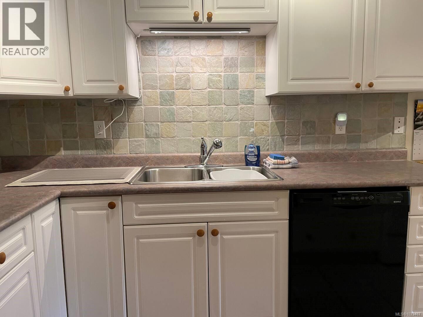 A 71 Orca Way, Alert Bay, British Columbia  V0N 1A0 - Photo 3 - 1023487