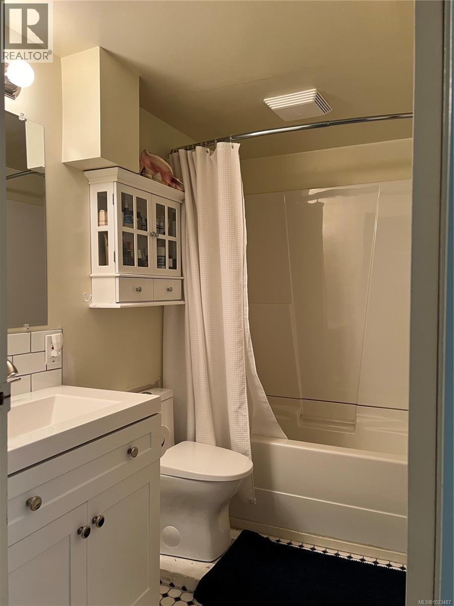 A 71 Orca Way, Alert Bay, British Columbia  V0N 1A0 - Photo 32 - 1023487