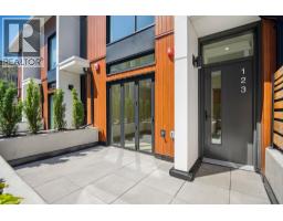 123 725 W 49 AVENUE, Vancouver, British Columbia