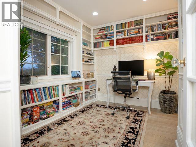 124 Sixth Avenue, New Westminster, British Columbia  V3L 1T4 - Photo 24 - R3079045