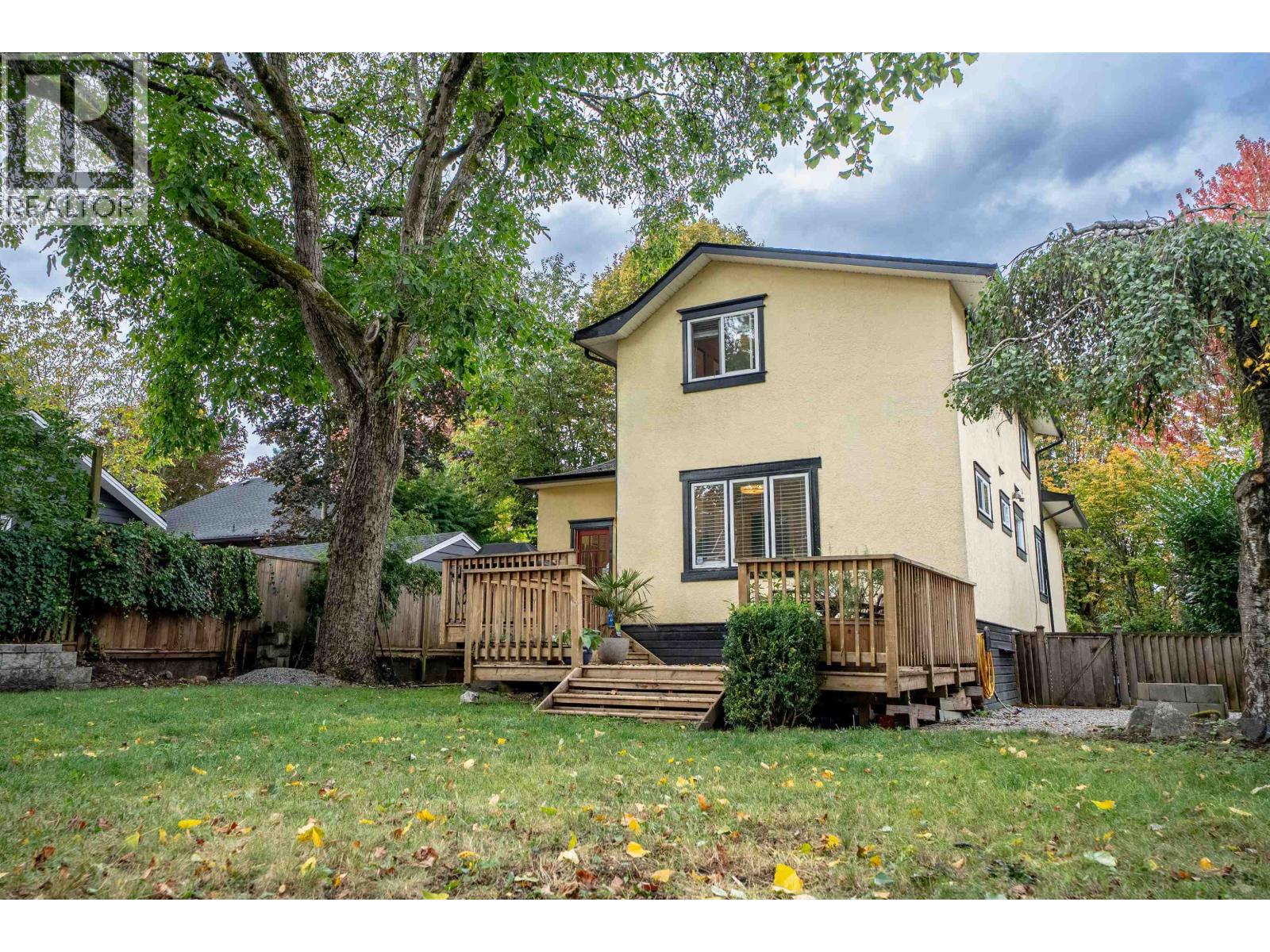 124 Sixth Avenue, New Westminster, British Columbia  V3L 1T4 - Photo 36 - R3079045