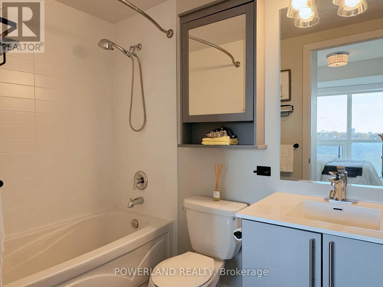 1105 - 60 Berwick Avenue, Toronto, Ontario  M5P 0A3 - Photo 5 - C12715466