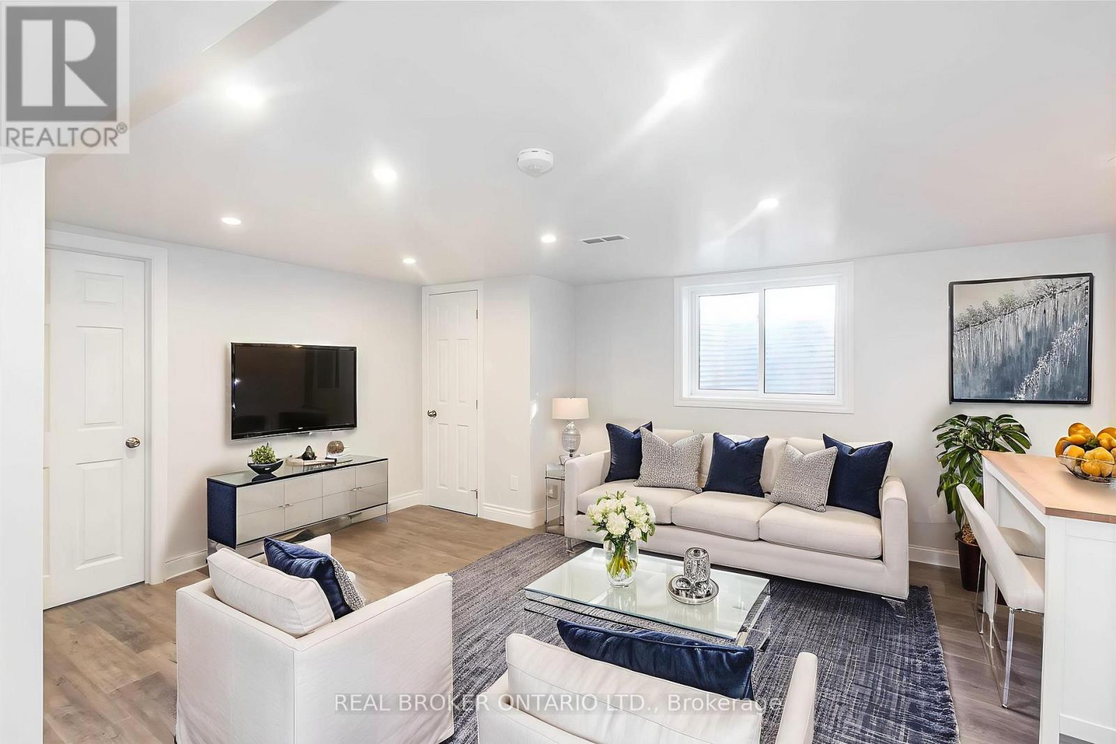 Bsmt - 1203 Wecker Drive, Oshawa, Ontario  L1J 3N9 - Photo 9 - E12715444