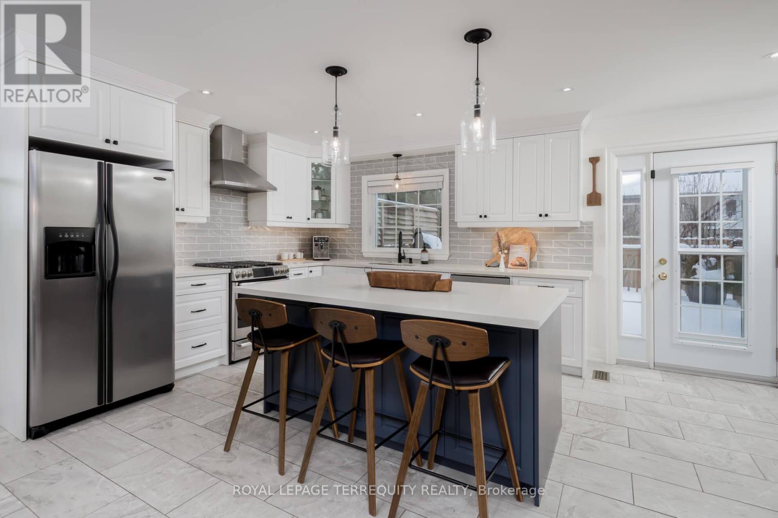 382 Nipigon Street N, Oshawa, Ontario  L1J 4N9 - Photo 17 - E12715508