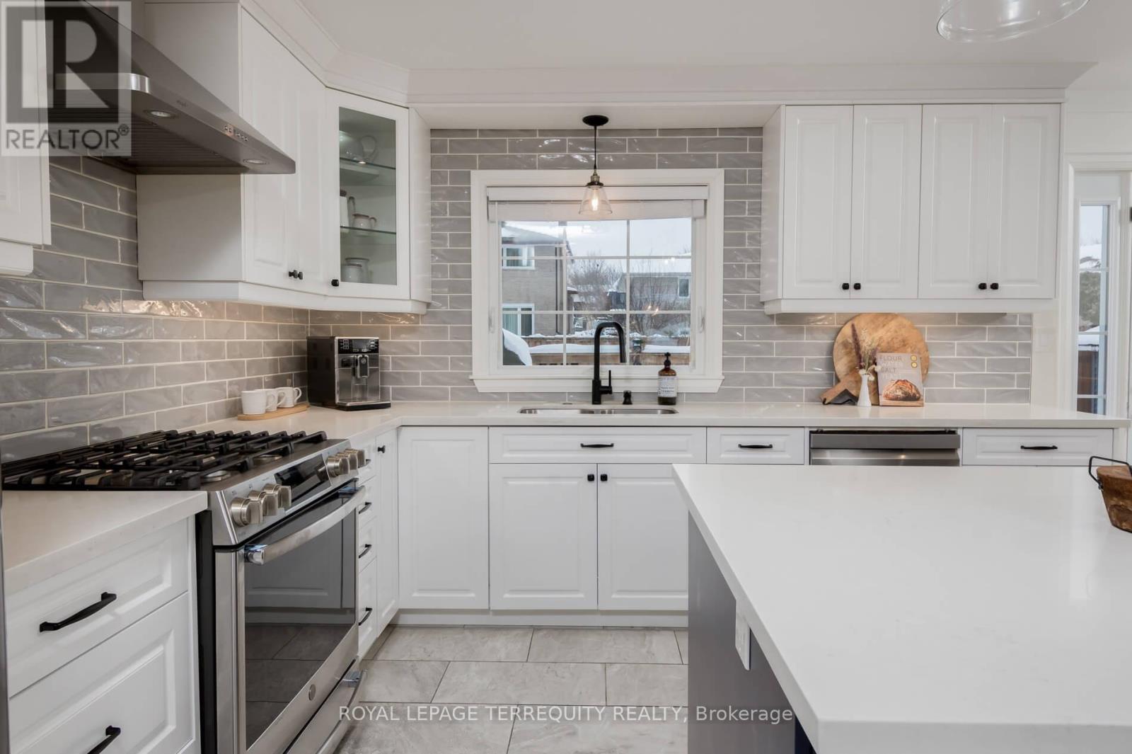 382 Nipigon Street N, Oshawa, Ontario  L1J 4N9 - Photo 18 - E12715508