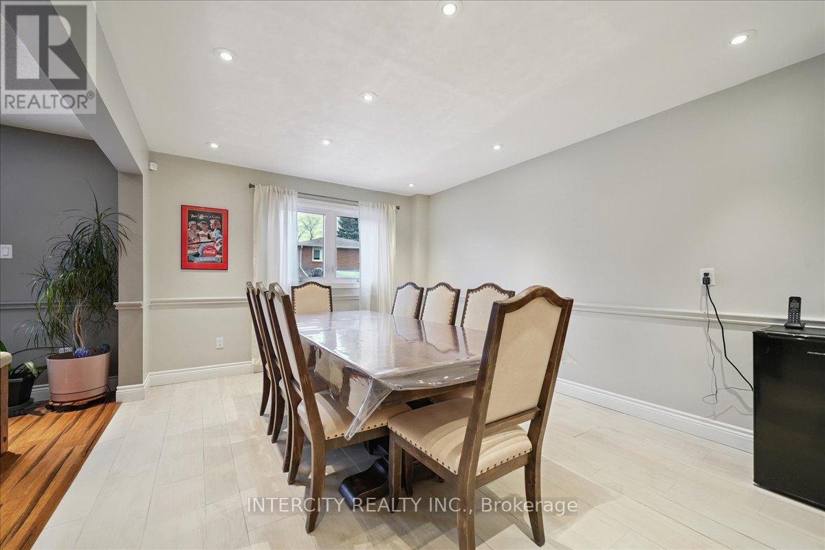 67 Sonny Street, Vaughan, Ontario  L6A 1B8 - Photo 14 - N12715442