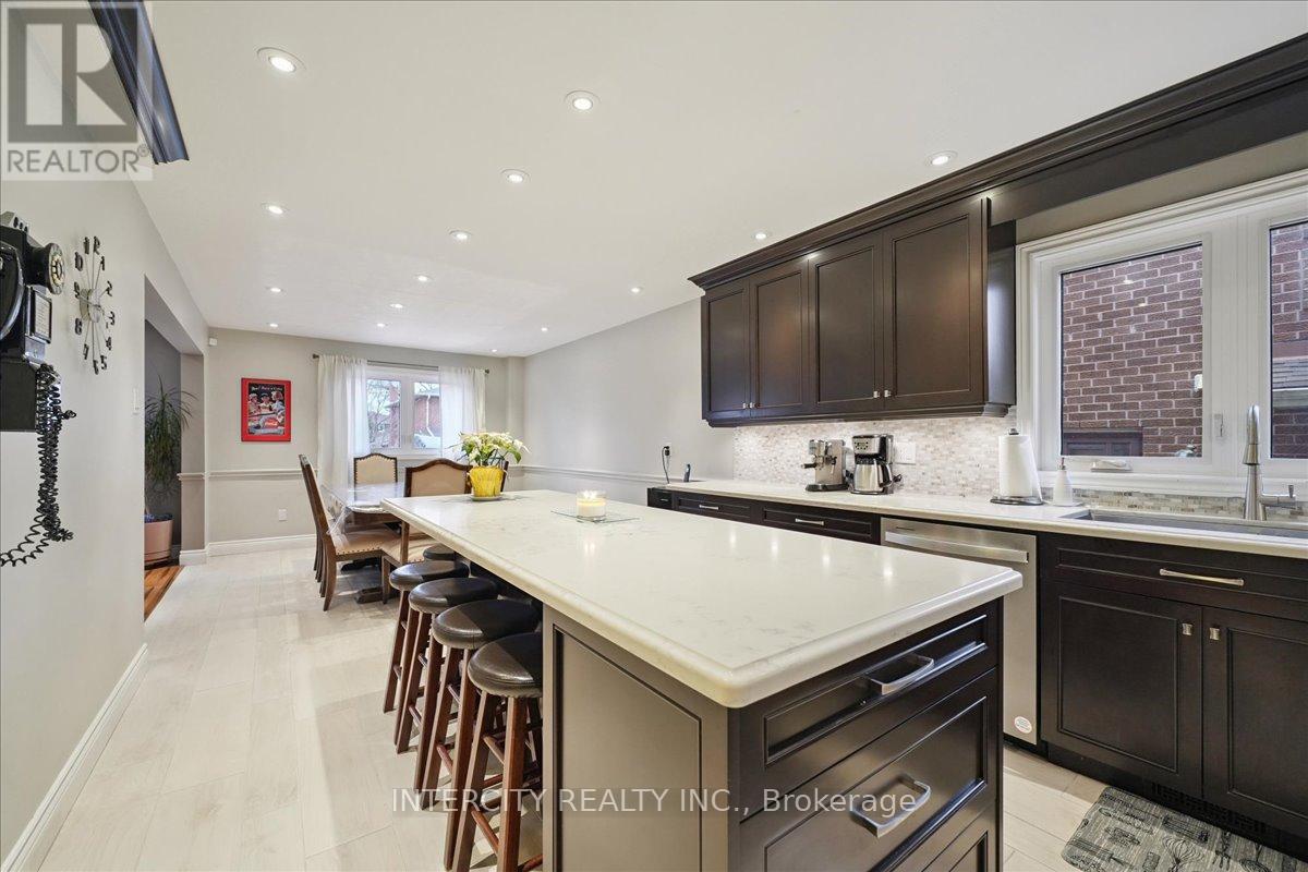 67 Sonny Street, Vaughan, Ontario  L6A 1B8 - Photo 16 - N12715442