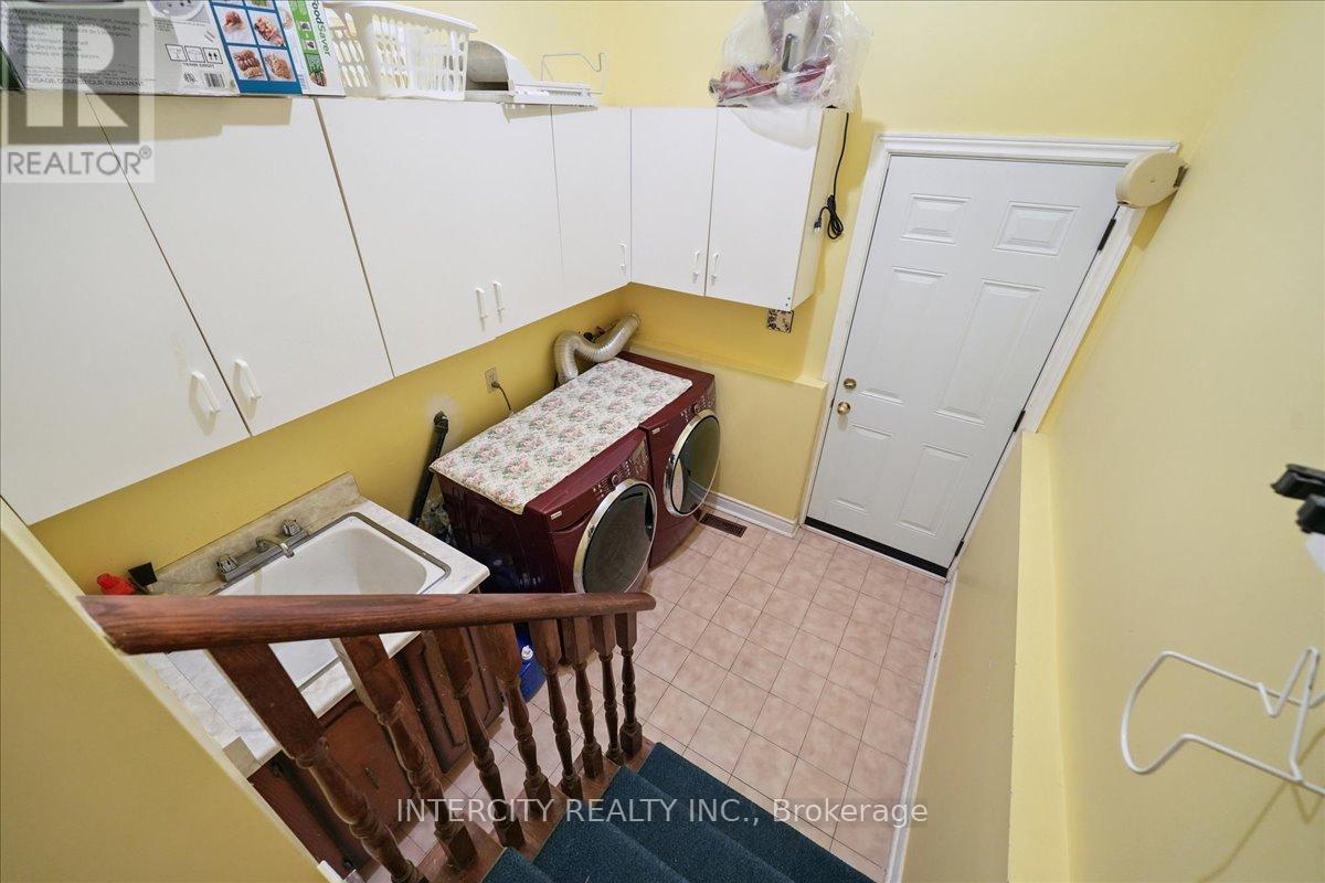 67 Sonny Street, Vaughan, Ontario  L6A 1B8 - Photo 42 - N12715442