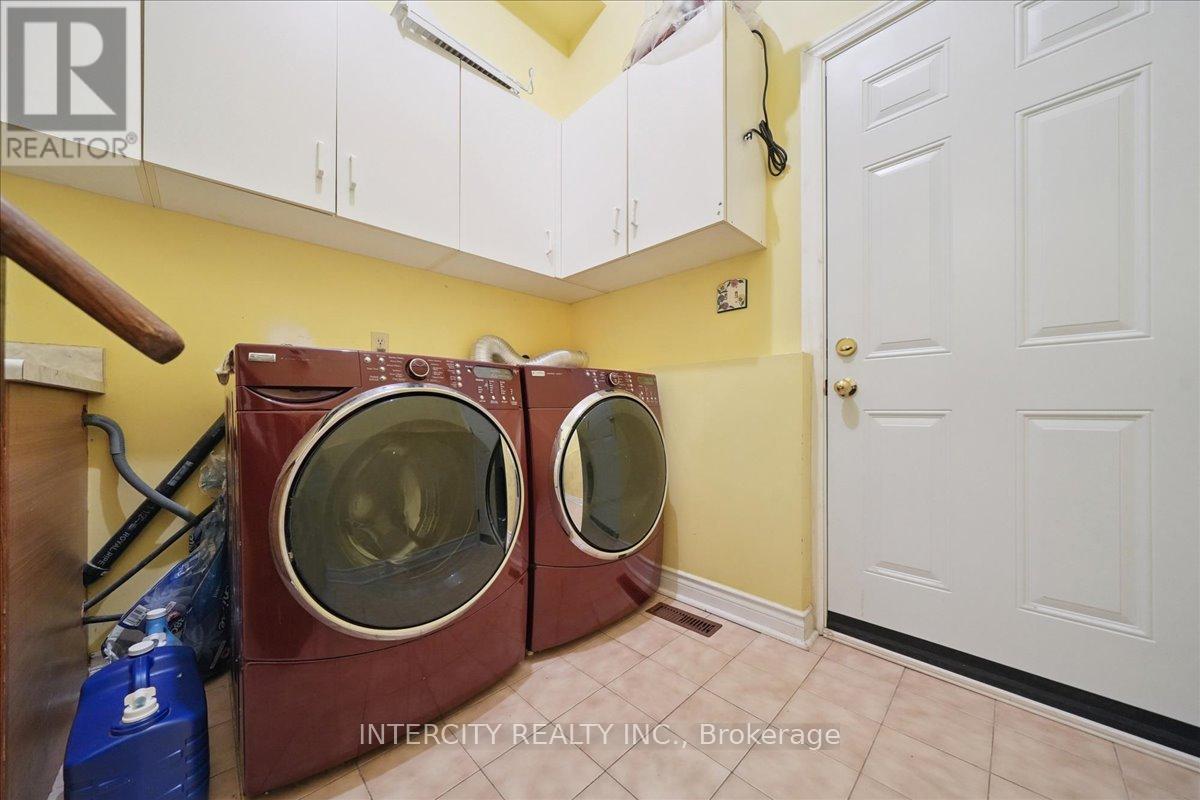 67 Sonny Street, Vaughan, Ontario  L6A 1B8 - Photo 43 - N12715442