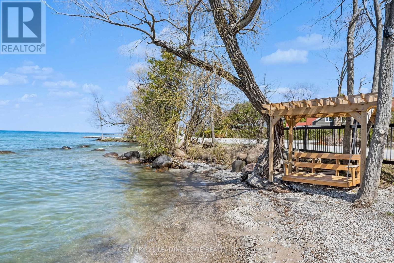 415 Lake Drive E, Georgina, Ontario  L4P 1P3 - Photo 14 - N12715454