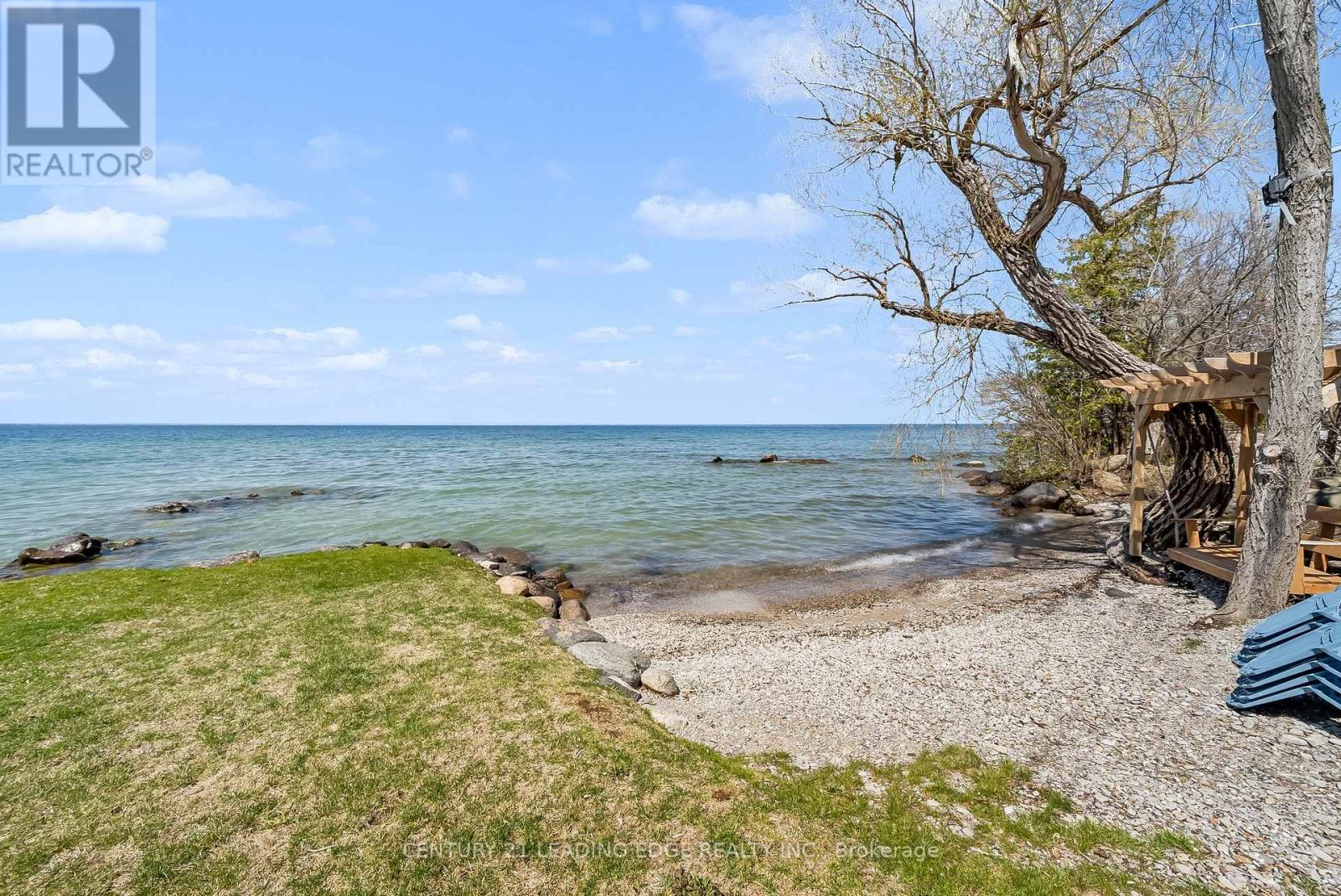 415 Lake Drive E, Georgina, Ontario  L4P 1P3 - Photo 17 - N12715454