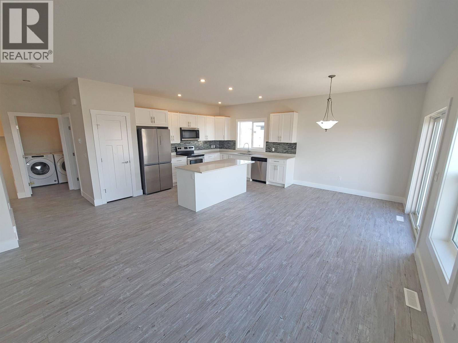 81 Street, Fort St. John, British Columbia  V1J 0P4 - Photo 14 - R3081659