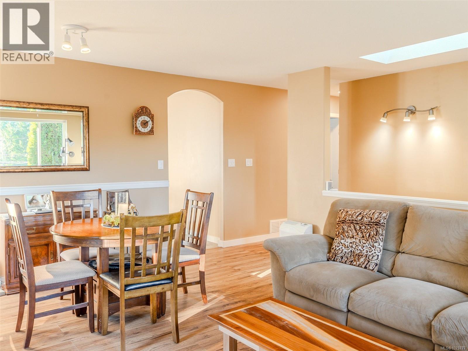 6614 Everest Dr, Nanaimo, British Columbia  V9T 6H6 - Photo 6 - 1023777