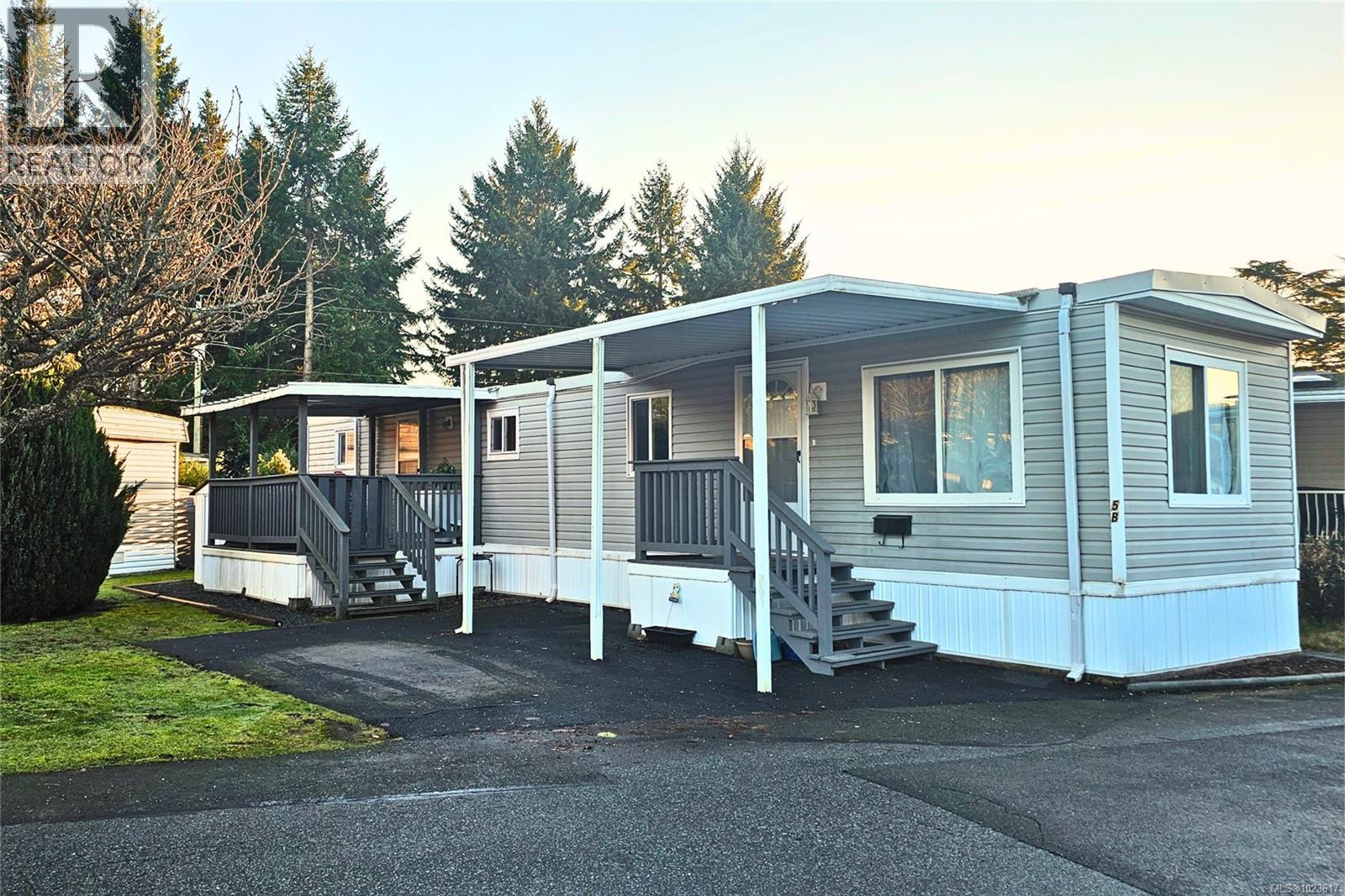 5B 6245 Metral Dr, Nanaimo | Image 1