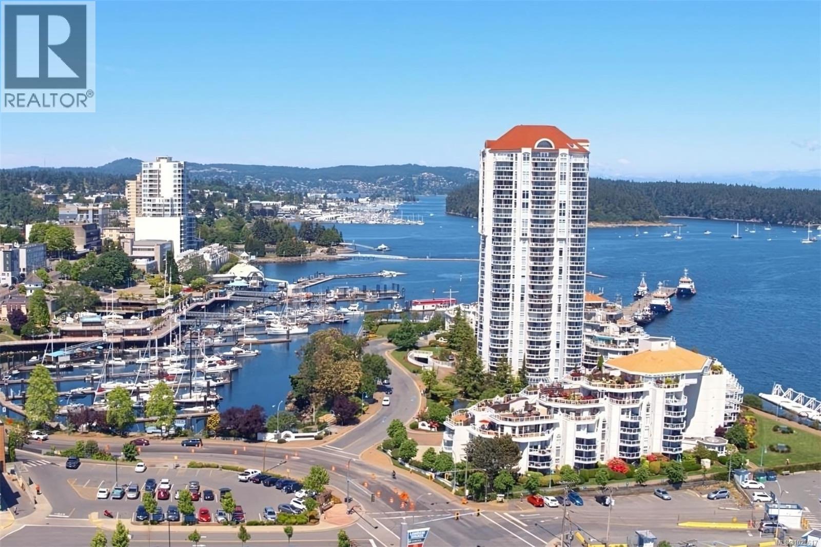 For Sale: 5B 6245 Metral Dr, Nanaimo, ON | 4 Bed, 3 Bath House for $295,000. See 26 photos!