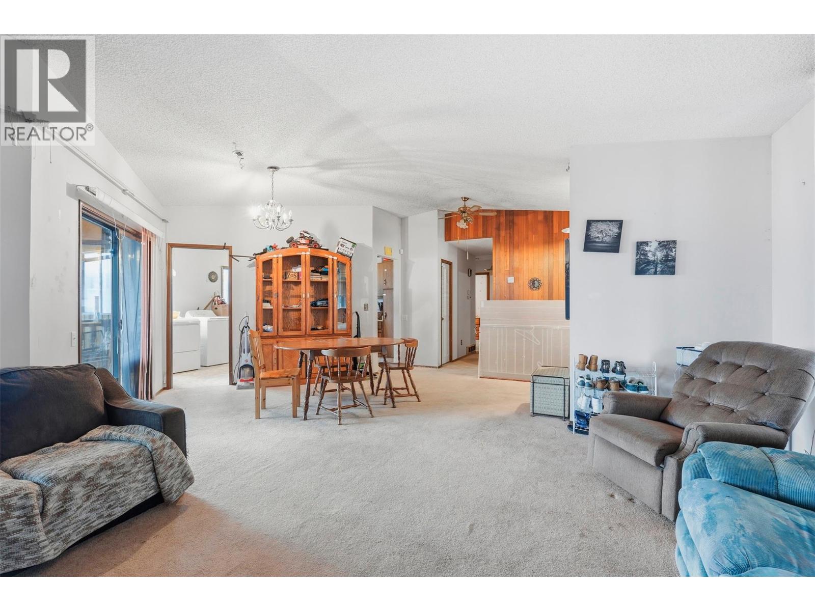 2434 Qu'appelle Boulevard, Kamloops, British Columbia  V2E 1T4 - Photo 38 - 10373075