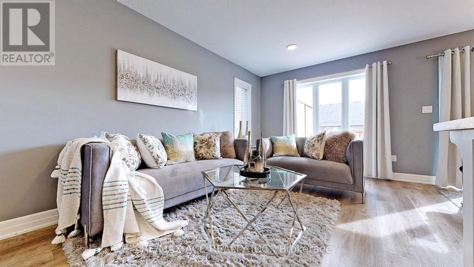 251 Eccles Avenue, West Grey, Ontario  N0G 1R0 - Photo 3 - X12715456